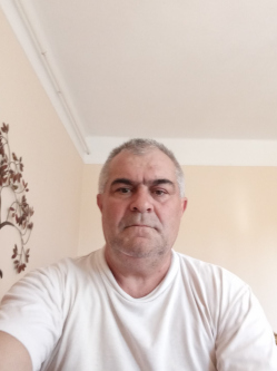 Ljubomir, 61 �ves kunszentmikl�si t�rskeres� f�rfi
