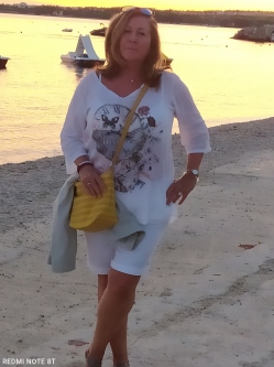Zs�ka, 62 �ves budapesti t�rskeres� n�