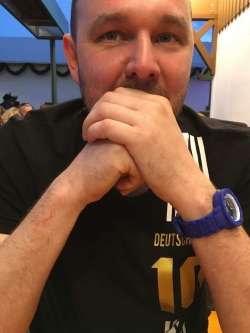 Lajos, 47 �ves Eur�pa (egy�b)-i t�rskeres� f�rfi