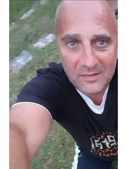 ferenc, 52 �ves budapesti t�rskeres� f�rfi