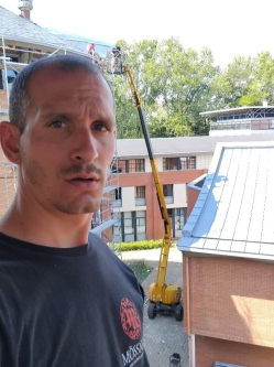 J�zsef, 37 �ves veszpr�mi t�rskeres� f�rfi