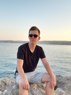 M�TY�S, 22 �ves dunavars�nyi t�rskeres� f�rfi