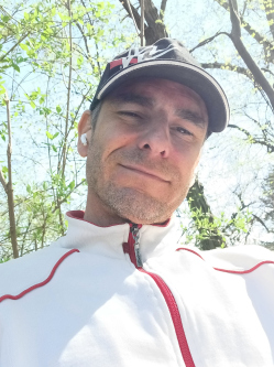 J�zsef, 51 �ves szentendrei t�rskeres� f�rfi