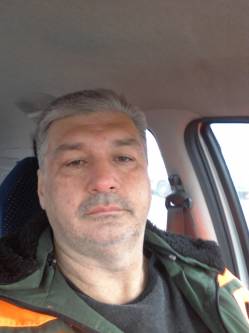 Jani, 56 �ves �rdi t�rskeres� f�rfi