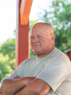 Tibor, 64 �ves k�vai t�rskeres� f�rfi