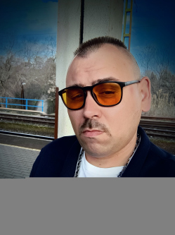 Istv�n, 32 �ves budapesti t�rskeres� f�rfi