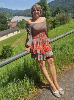 Andrea, 59 éves társkereső nő, Sopron