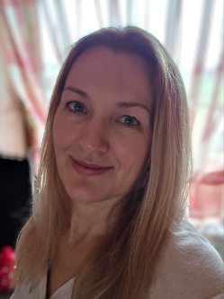 Móni, 48 éves társkereső nő, Debrecen