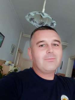 Tibor, 50 �ves mogyor�di t�rskeres� f�rfi