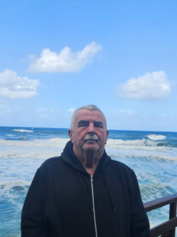 Istv�n, 72 �ves kecskem�ti t�rskeres� f�rfi