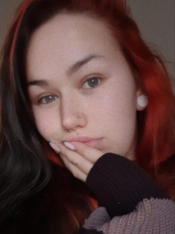 R�zsa, 20 �ves t�rskeres� n�, Ny�regyh�za