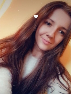 Sarolta, 18 �ves b�k�scsabai t�rskeres� n�