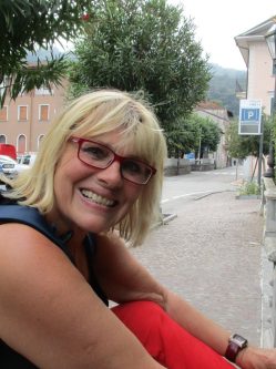 MarI, 68 �ves budapesti t�rskeres� n�