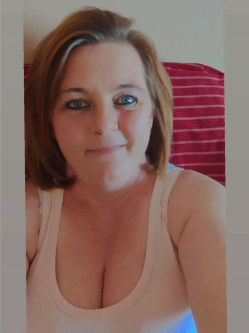 Anita, 47 �ves �jdombr�di t�rskeres� n�