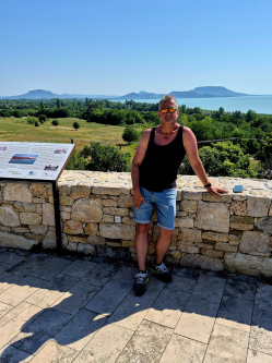 Tibor, 51 éves társkereső férfi, Pápa