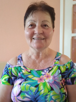 Anna, 62 �ves szegv�ri t�rskeres� n�