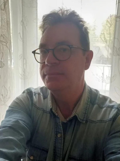 Kevin, 53 �ves veszpr�mi t�rskeres� f�rfi