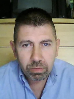 Endre, 50 �ves szegedi t�rskeres� f�rfi