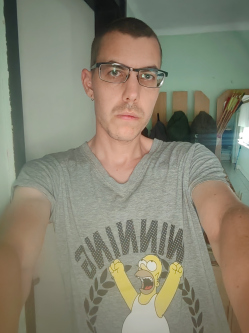 Tibor, 32 �ves g�rgetegi t�rskeres� f�rfi